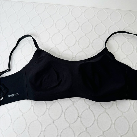 Smoothez Wireless Black Bra Large - Picture 2 of 3